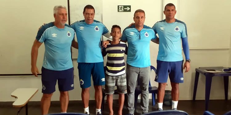 Garoto de Barbalha é selecionado para jogar no Cruzeiro em Belo Horizonte