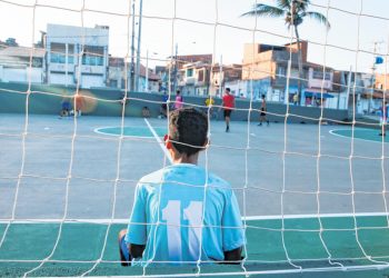 Socióloga recomenda que se escute os jovens para estabelecer quais interesses e aptidões podem embasar ações sociais (Foto: Kid Júnior)