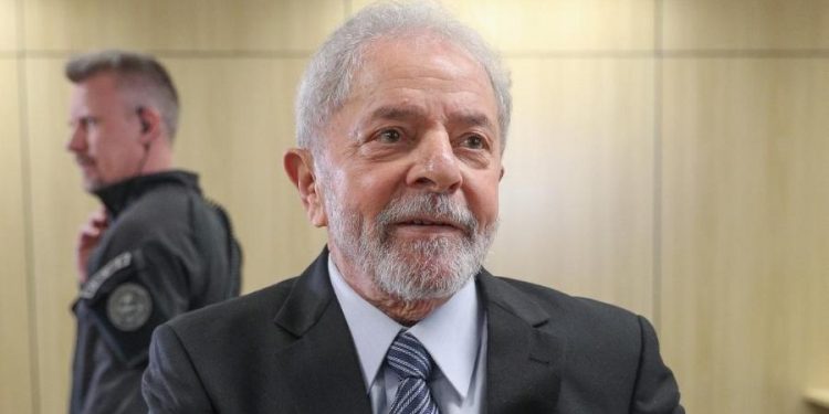 Lula diz que prisão fez dele um “ser humano melhor”