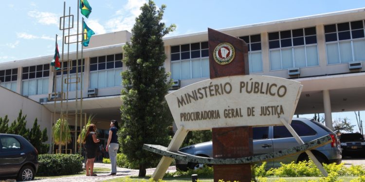 MPCE divulga edital de concurso público para promotor de Justiça