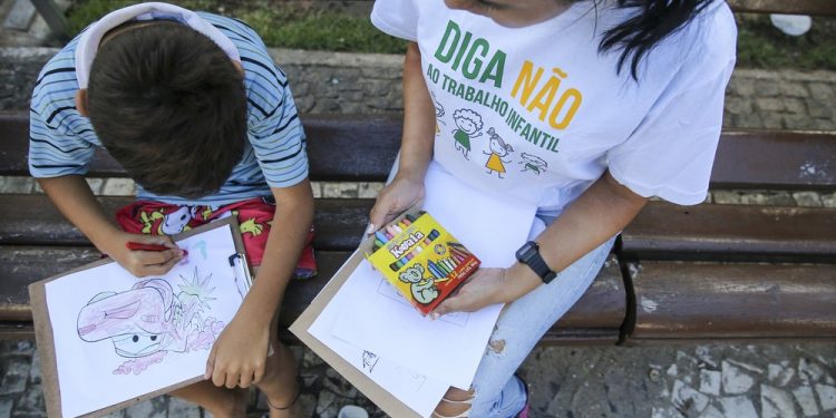 Ceará tem 153 autuações por trabalho infantil em seis anos