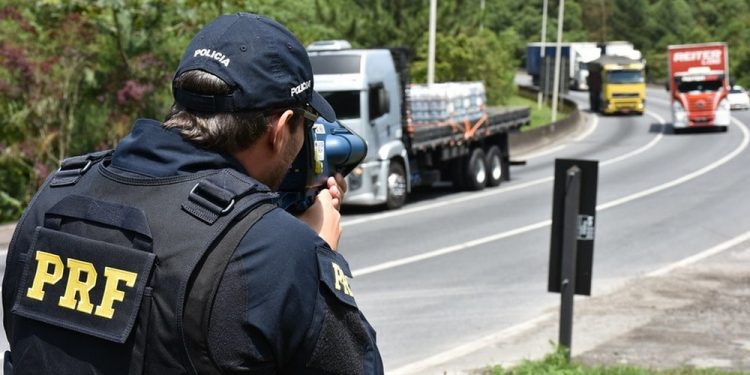 PRF retoma uso de radares móveis nas estradas