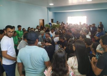 Sessão solene acontece na Câmara Municipal (Foto: Valéria Alves/SVM)