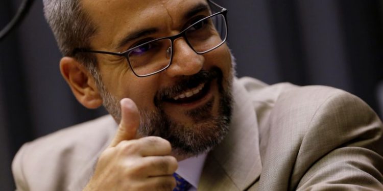 Weintraub compartilha mensagem chamando Bolsonaro e Moro de traidor