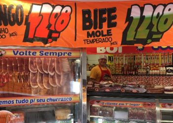 'Parece o tempo do Sarney, lembra? Quando os preços mudavam todo dia', diz dono de açougue no Belenzinho (Foto: Lucas Borges Teixeira/UOL)