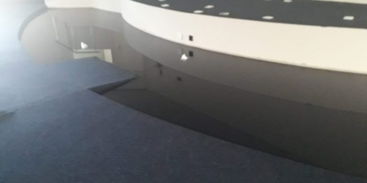 Chuva alaga novo prédio da Câmara de Juazeiro do Norte