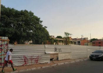 No Crato, as obras tiveram início, porém foram paralisadas em 2018 (Foto: Antonio Rodrigues)