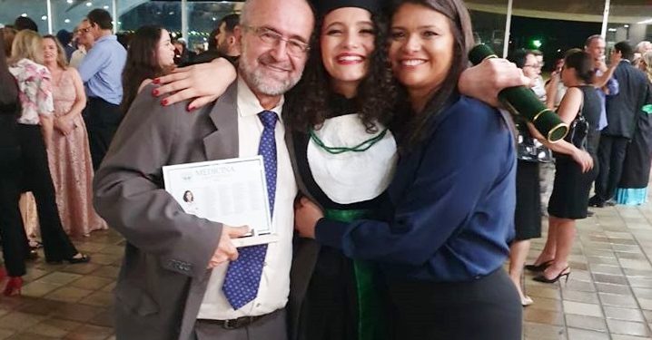 O docinho de Isabel Virgínia – Por J. Flávio Vieira