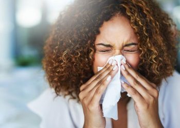 Rinite não tratada pode levar ao ronco, apneia, asma e até mau hálito