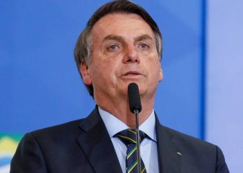 Bolsonaro diz que Weintraub faz trabalho ‘excelente’ e volta a criticar ‘esse tal de Paulo Freire’