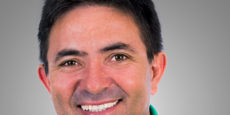 Prefeito de Granjeiro assassinado a tiros é enterrado em Várzea Alegre