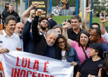 Datafolha aponta que soltura de Lula foi justa para 54%