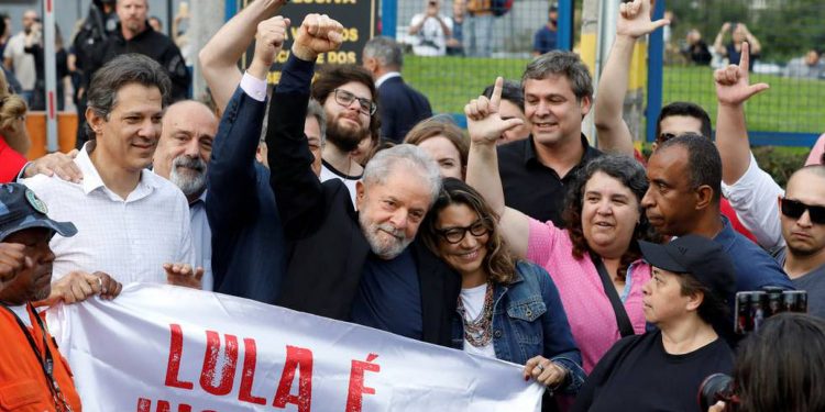Datafolha aponta que soltura de Lula foi justa para 54%