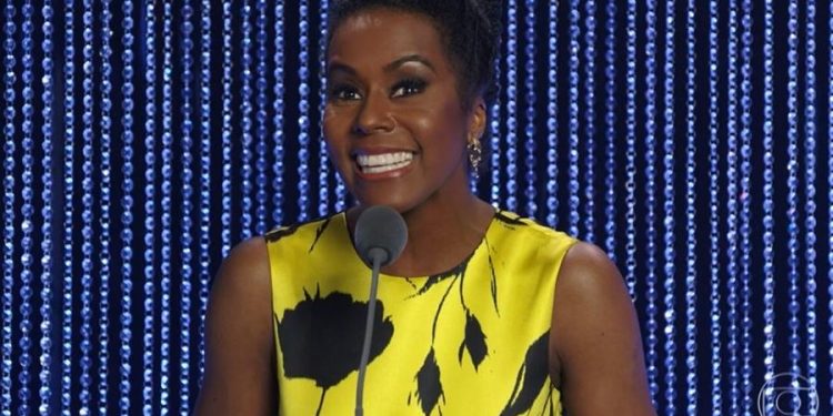 Maju ganha Troféu Domingão e exalta o jornalismo em tempos de autoritarismo