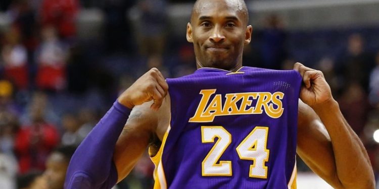 Kobe Bryant morre em acidente de helicóptero