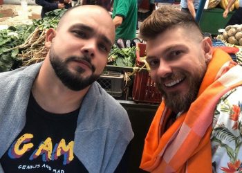 Ádamo Figueiredo (esquerda) e João Jaime foram atropelados em ilha na Colômbia; Jaime não resistiu e morreu no país (Foto: Ádamo Figueiredo/Arquivo pessoal)