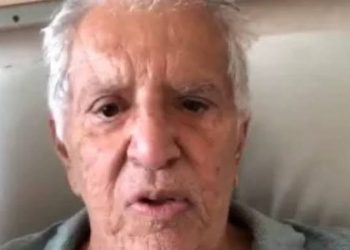 Carlos Alberto de Nóbrega é internado no Hospital Sírio-Libanês após ingerir iogurte estragado