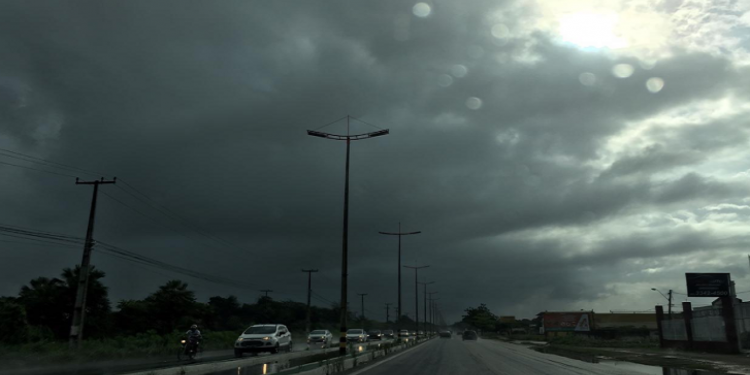 Chove em mais de 50 municípios do Ceará; maior acumulado foi em São Gonçalo do Amarante