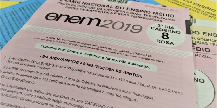 MEC também analisa erros nas provas do 1º dia do Enem