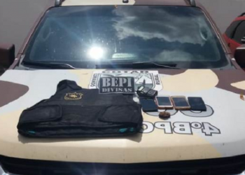 A prisão ocorreu no mesmo dia do crime, na quarta-feira (15), no Crato, cidade vizinha, quando todos os objetos subtraídos foram recuperados (Foto: SSPDS)