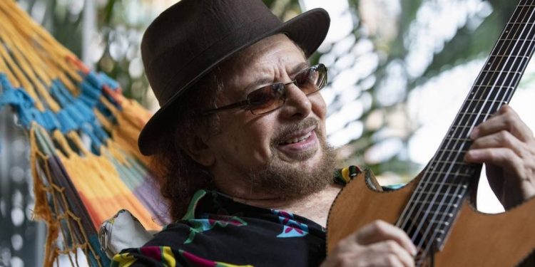 Geraldo Azevedo sobre prisão na ditadura: ‘Ficava encapuzado, nu e eles em volta ‘canta, canta”