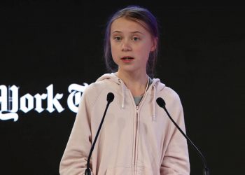 Recebida como estrela em Davos, Greta exorta líderes globais a ‘ouvirem a ciência’