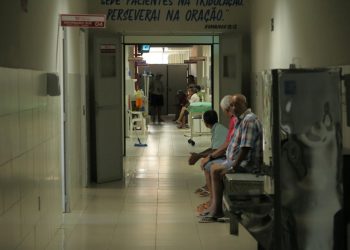Em Barbalha, 107 pessoas estão na fila aguardando procedimento no Hospital do Coração (Foto: Antonio Rodrigues)