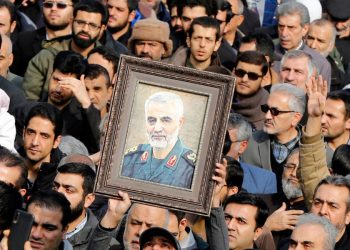 Milhares vão às ruas no Irã e pedem ‘vingança’ após ataque dos EUA