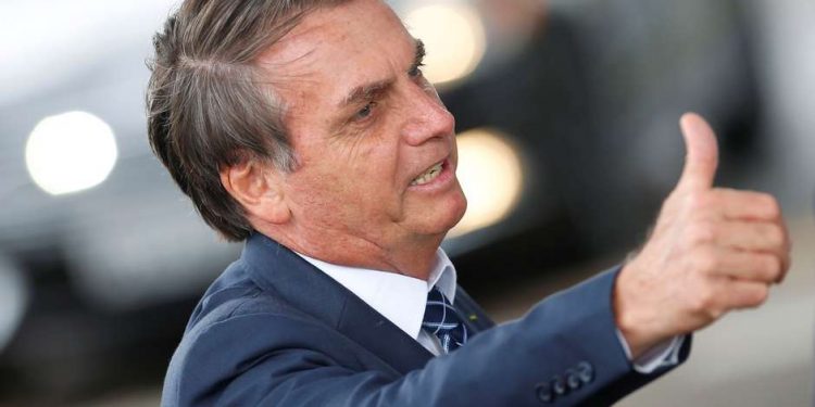 Bolsonaro corta investimentos em Educação, Saúde e Segurança