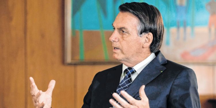 Faltam 93% de assinaturas para criar novo partido de Bolsonaro