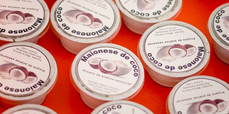 Estudantes do Cariri desenvolvem maionese à base de coco