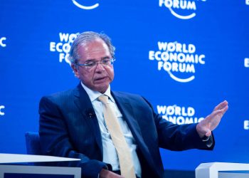 Ministro Paulo Guedes (Economia) em palestra no Fórum Econômico Mundial (Foto: Ciaran McCrickard/Fórum Econômico Mundial)