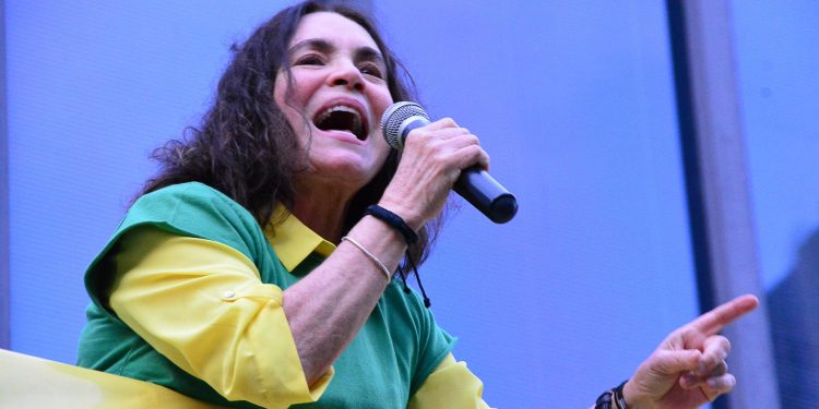 Regina Duarte é convidada para Secretaria de Cultura no lugar de Roberto Alvim