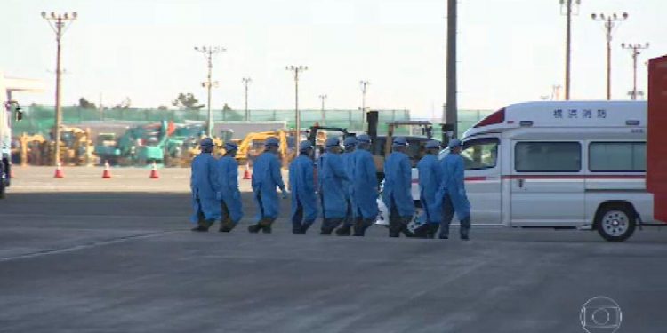 China tem mais de mil mortes por coronavírus e casos confirmados chegam a 42,6 mil