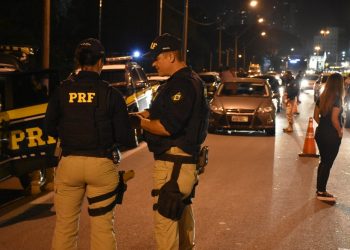 PRF reforça fiscalização no Ceará durante o carnaval com 77 bafômetros (Foto: PRF/Divulgação)