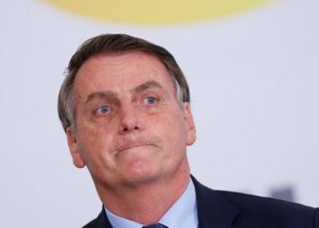 O presidente Jair Bolsonaro ofendeu a repórter Patrícia Campos Mello, da Folha de S.Paulo, nesta terça-feira (Foto: Reuters)