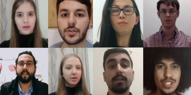 Brasileiros em Wuhan gravam apelo dramático a Bolsonaro por retirada da China