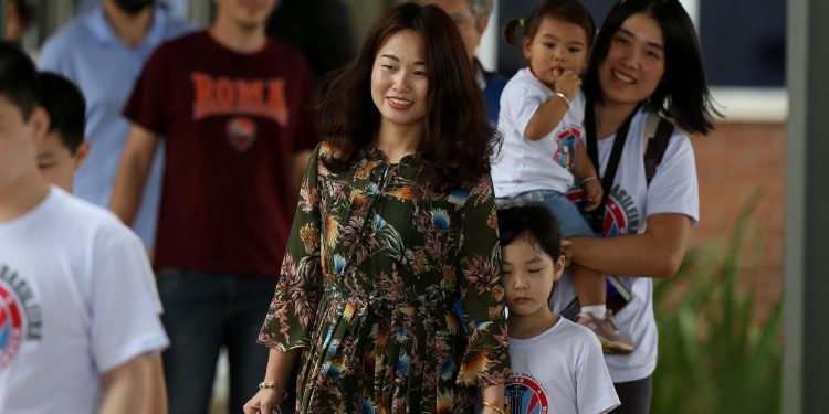 Coronavírus: Após 15 dias, brasileiros deixam quarentena na base de Anápolis (GO)