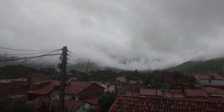 Funceme registra chuvas em mais de 80 cidades do Ceará entre sábado e domingo