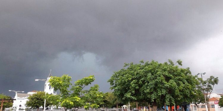 Chuvas em 60 cidades ‘abrem’ primeira semana da estação chuvosa no Ceará