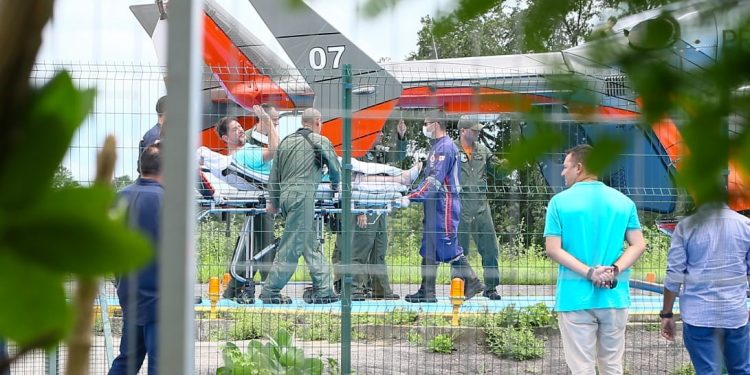 Cid Gomes grava vídeo após deixar UTI e é transferido para Fortaleza a pedido da família