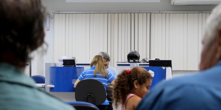 Governo corrige contribuição ao INSS; veja quanto você vai pagar