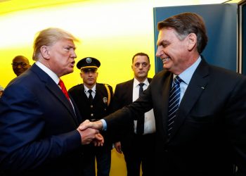 Durante visita a Washington, Jair Bolsonaro aceitou abrir mão de seu status de país em desenvolvimento na OMC em troca do apoio dos EUA à entrada do Brasil na OCDE (Foto: Alan Santos/PR)