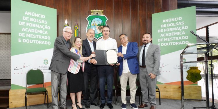 Governo do Ceará investe R$ 23,7 milhões em pesquisa e educação com bolsas de mestrado e doutorado