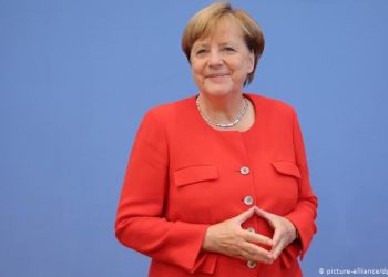 Alemanha aprova maior pacote de ajuda econômica desde a 2ª Guerra Mundial