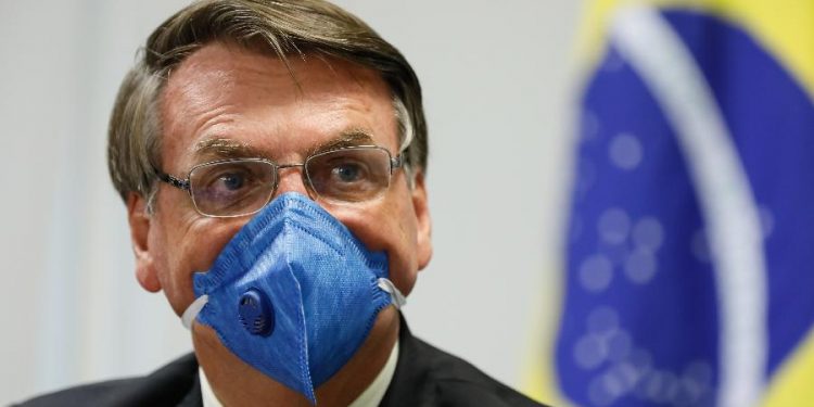 MPF quer que governo use verba de campanha anti-isolamento para respirador