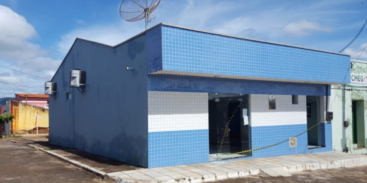 Assessor do prefeito de Granjeiro é preso por quebrar porta da Câmara dos Vereadores