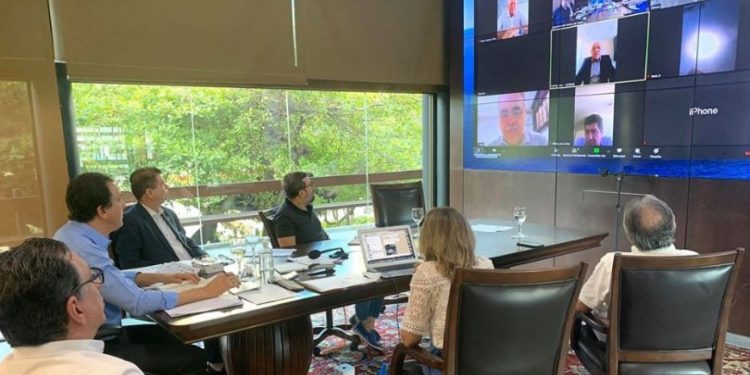 Coronavírus: Camilo diz que volta ao trabalho será definida até domingo