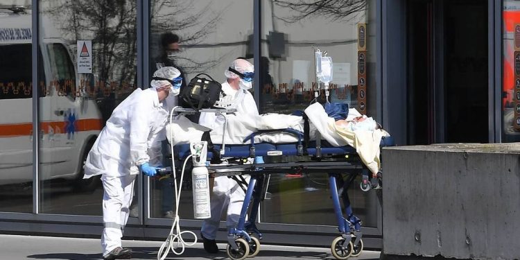 Coronavírus: estudo prevê 1,15 milhão de mortes e 188 milhões de infecções no Brasil caso medidas de contenção não sejam tomadas