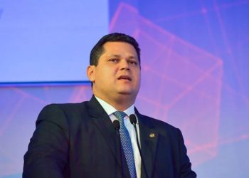 Presidente do Senado, Davi Alcolumbre, confirma teste positivo para o coronavírus